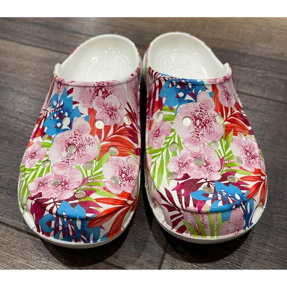 Crocs Free Sail Tropical Clog (Women’s size 6) - Picture 3 of 5